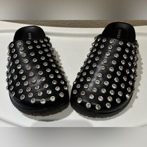 Nwt Bamboo Slip On Bejeweled Shoe. Black & Silver in color size 8